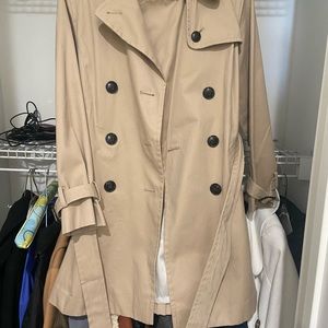 Gap trench coat